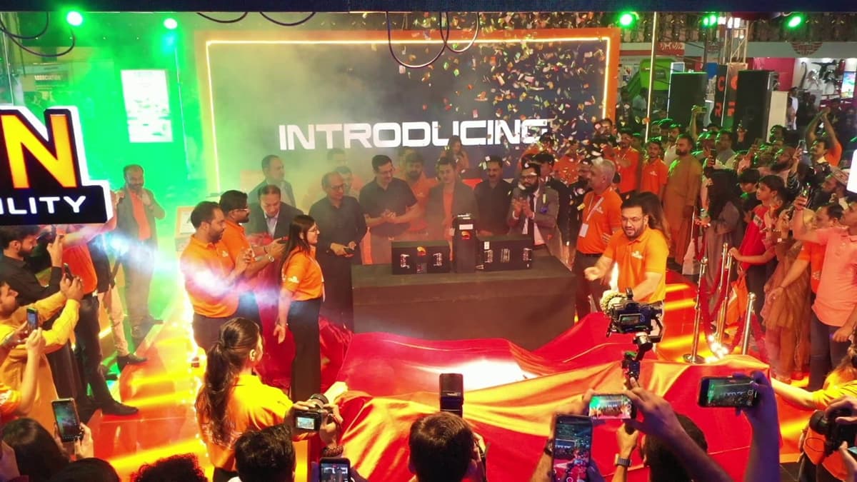 Crown Electric Unveils SURGE Lithium Series at PAPS 2025