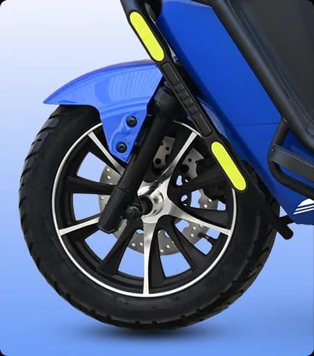 Durable Tubeless Tyres & Disc Braking System
