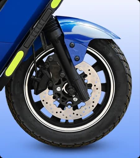 Durable Tubeless Tyres & Disc Braking System